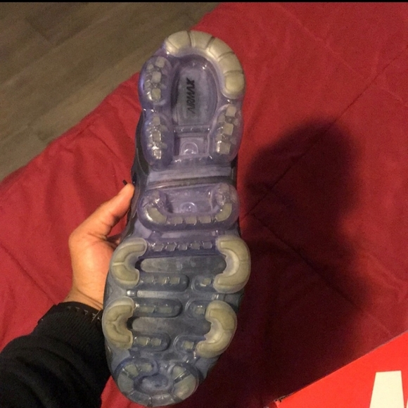 Nike Air Vapormax Plus - Picture 3 of 3